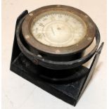Vintage brass ships gimbal compass with fixing bracket. Compass 14cms across