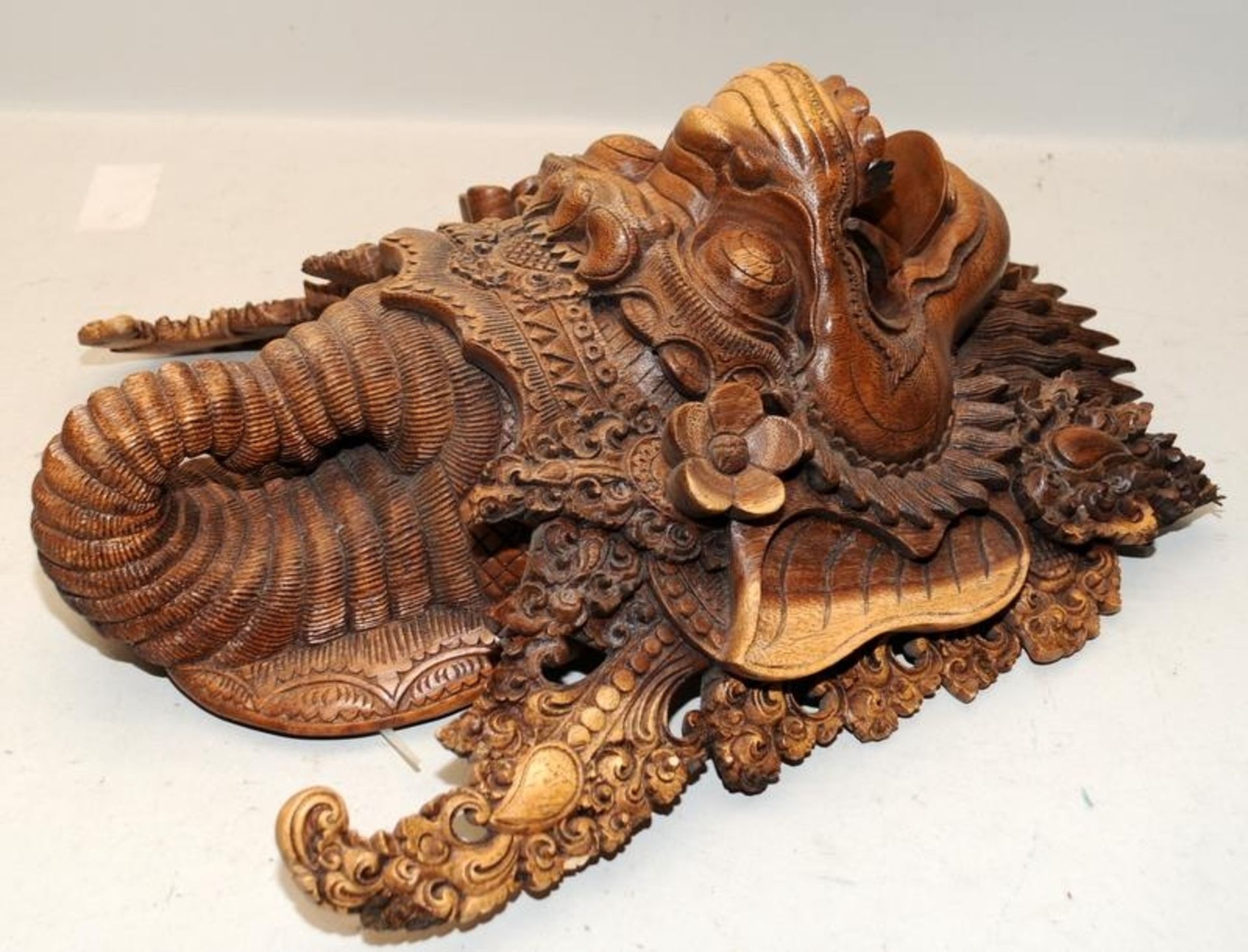 Vintage carved wood Balinese grotesque dragon mask approx 48cms tall. A few small losses. - Image 3 of 4