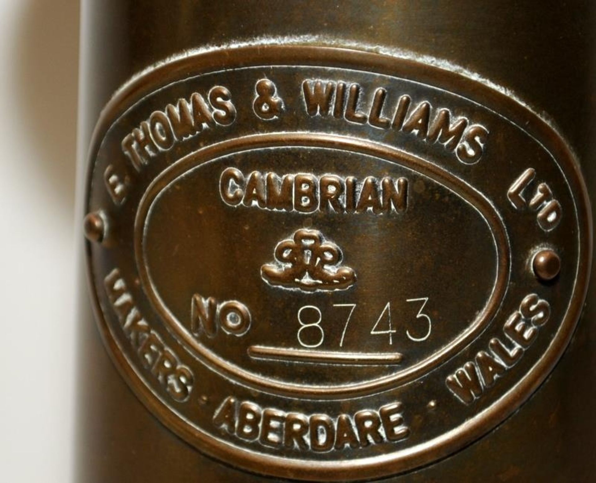 E Thomas & Williams Aberdare brass miners lamp c/w a vintage miniature example - Image 2 of 3