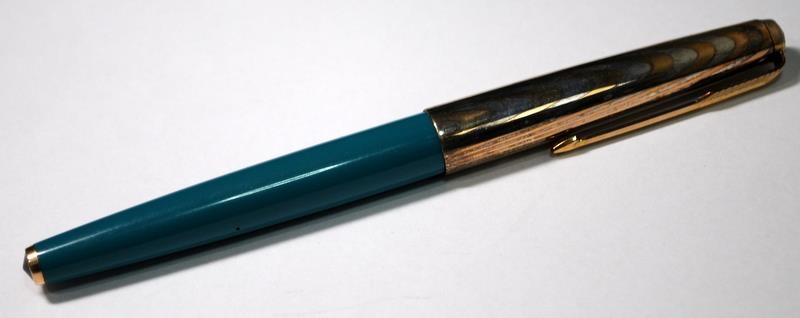 Parker 61 Series 1, Caribbean Green body. Heritage gold/silver cap. Inked but near mint. (ref:NK262)