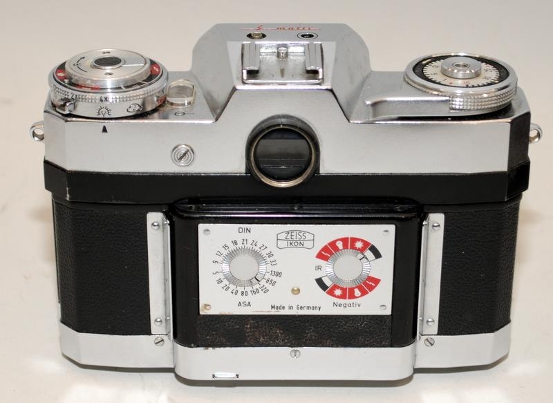 Zeiss Ikon Contaflex S Matic 35mm SLR camera with interchangeable back and Tessar 1:2.8 50mm lens - Image 5 of 9