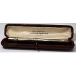 Swan sterling silver cased leverless fountain pen with Swan #2 nib. Hallmarked for London 1938. Very