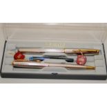 Parker Sonnet silver plated with gold accents fountain pen and ballpoint set. 18ct nib to fountain