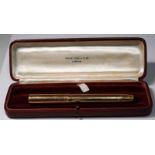 Swan 14ct gold fountain pen. Hallmarked for London 1938. Comes in a period Mabie Todd box with