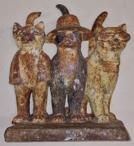 Cast metal door stop depicting 3 cats 26x20x3cm