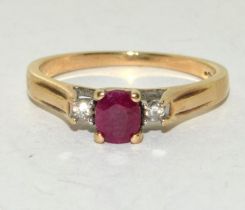 9ct Gold Ladies Diamond & Ruby Ring. Size N