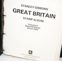 Stamp album of GB decimal issues since 1970 (ref 177)