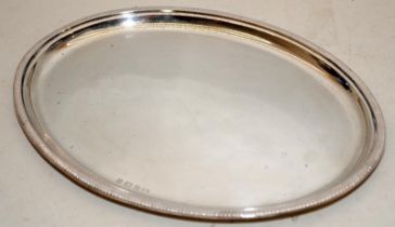 Silver H/M oval platter with scalloped edges 26x19cm 390g