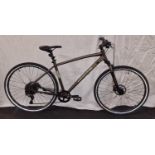 A grey bike, Whyte 18" frame size 28" wheel size 11 gears (27)