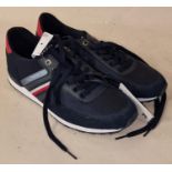 A pair of Tommy Hilfiger trainers UK size 8 (BNWT) (26)