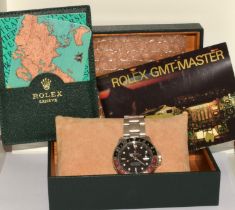 Rolex GMT Master II (coke) Model 16710, 1999, Original condition. Bracelet 78790 501B link ends.