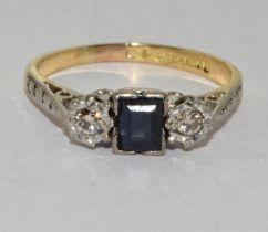18ct gold and Plat ladies 3 stone Diamond and Sapphire ring size L
