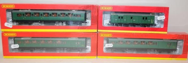 Hornby OO Gauge BR Maunsell Coaches inc.R4304c, R4305A, R4306E and R4320B. All boxed