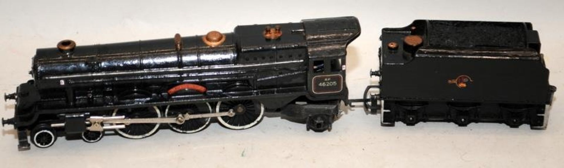 2 x OO Gauge Steam Locomotives with tenders in BR Black, 61572 and 46205 Princess Victoria - Image 2 of 3