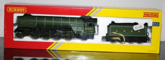 OO Gauge Hornby Class P2 Cock O' The North Locomotive and Tender ref:R3171. Boxed