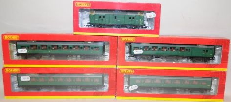 Hornby OO Gauge BR Maunsell Coaches inc. R4302E, R4303A, R4304A, R4305C and R4306E. All boxed