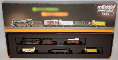 marklin mini club z gauge. 8130 Steam Locomotive with Tender and 4 Rolling Stock set. Boxed.