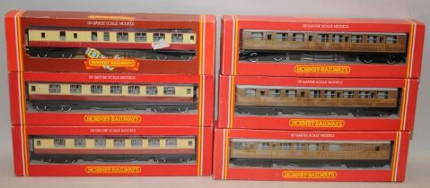 6 x Hornby OO Gauge railway carriages, 2 x R442 and 1 x R443 in crimson/cream c/w 2 x 477 and 1 x