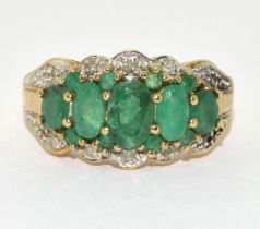 9ct gold ladies Diamond and Emerald ring H/M as diamond size M