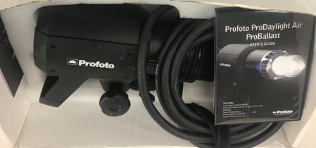 Pro Foto Prodaylight Air Proballast light in Original Box with instructional dvd etc.