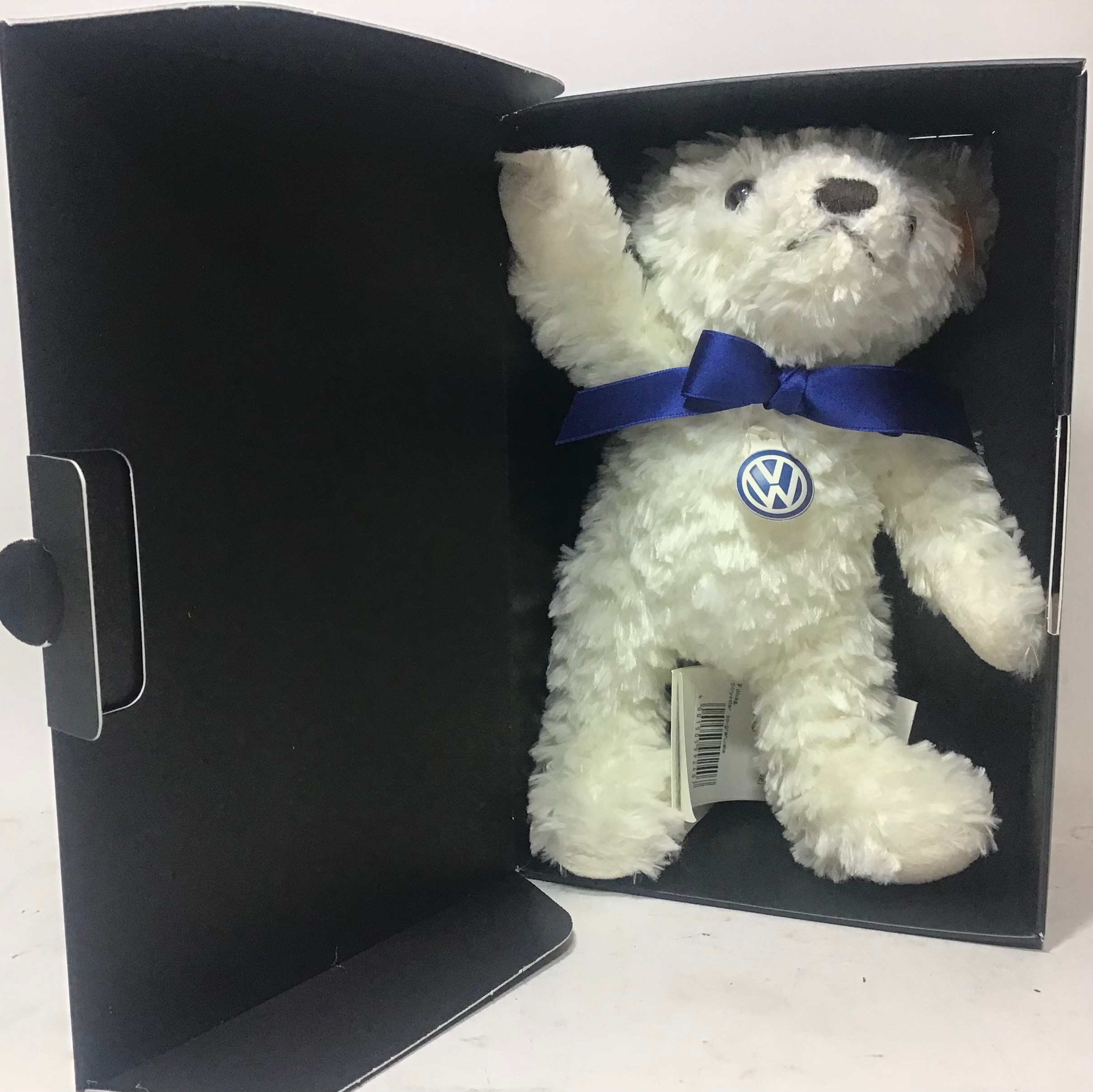 Steif Volkswagen Bear in Original Box Model No. 992407 from 2009 complete with Original Tags and