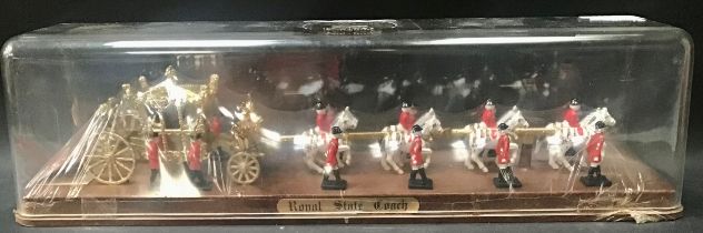 1977 state Jubilee Royal State Coach with footmen unopened