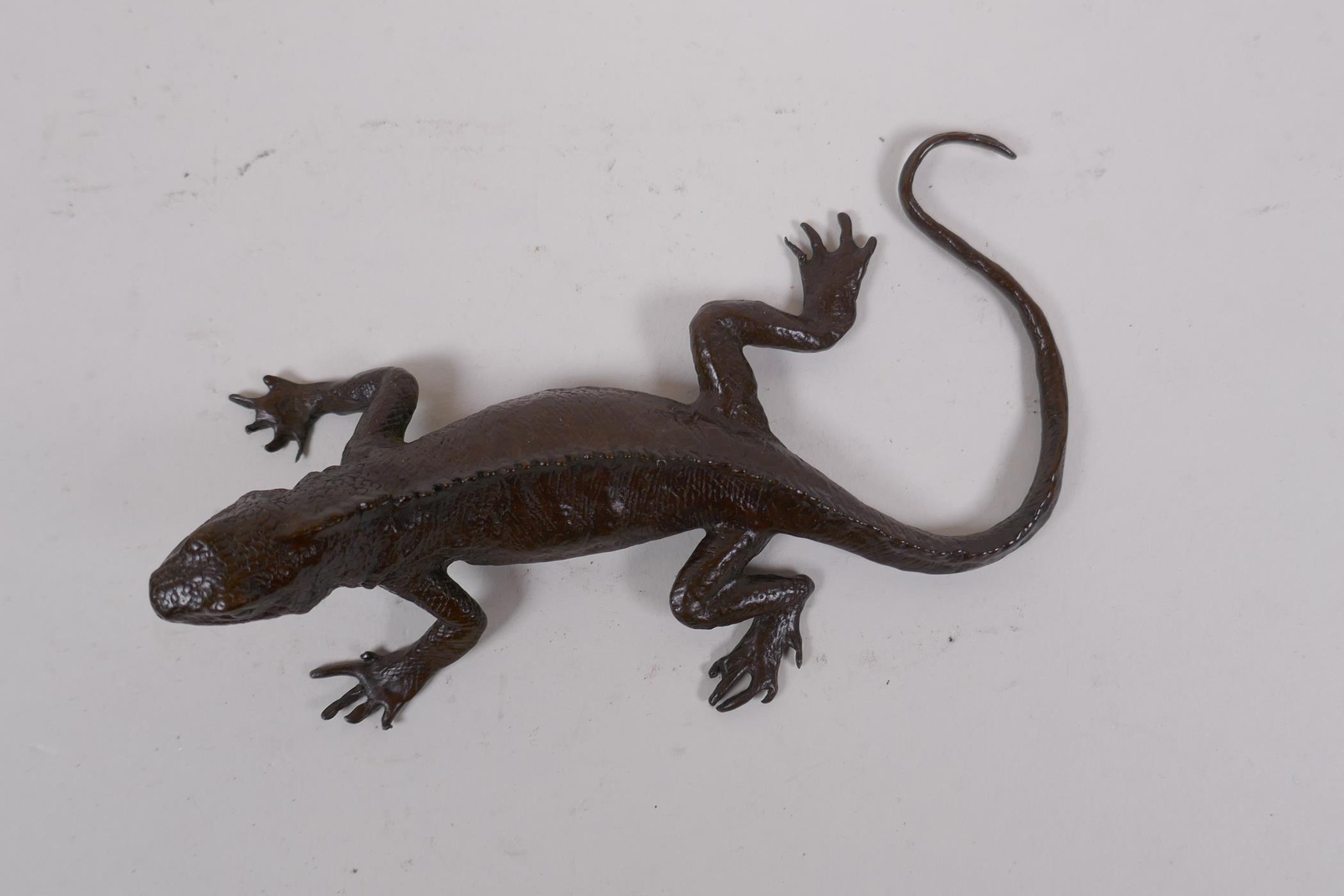 A Japanese bronze okimono lizard, mark to base, 13cm long - Image 2 of 3