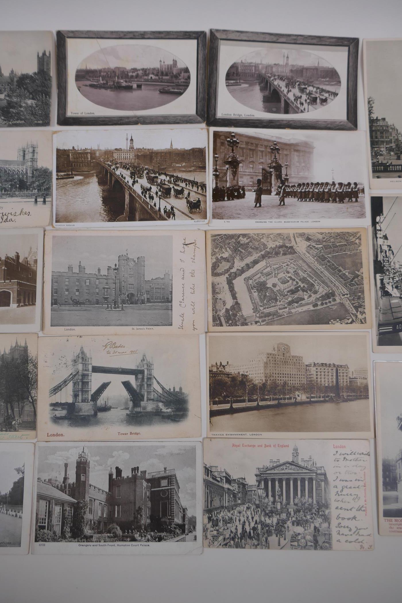 A quantity of late C19th and C20th postcards of London, approx 200, 14 x 9cm - Image 4 of 6