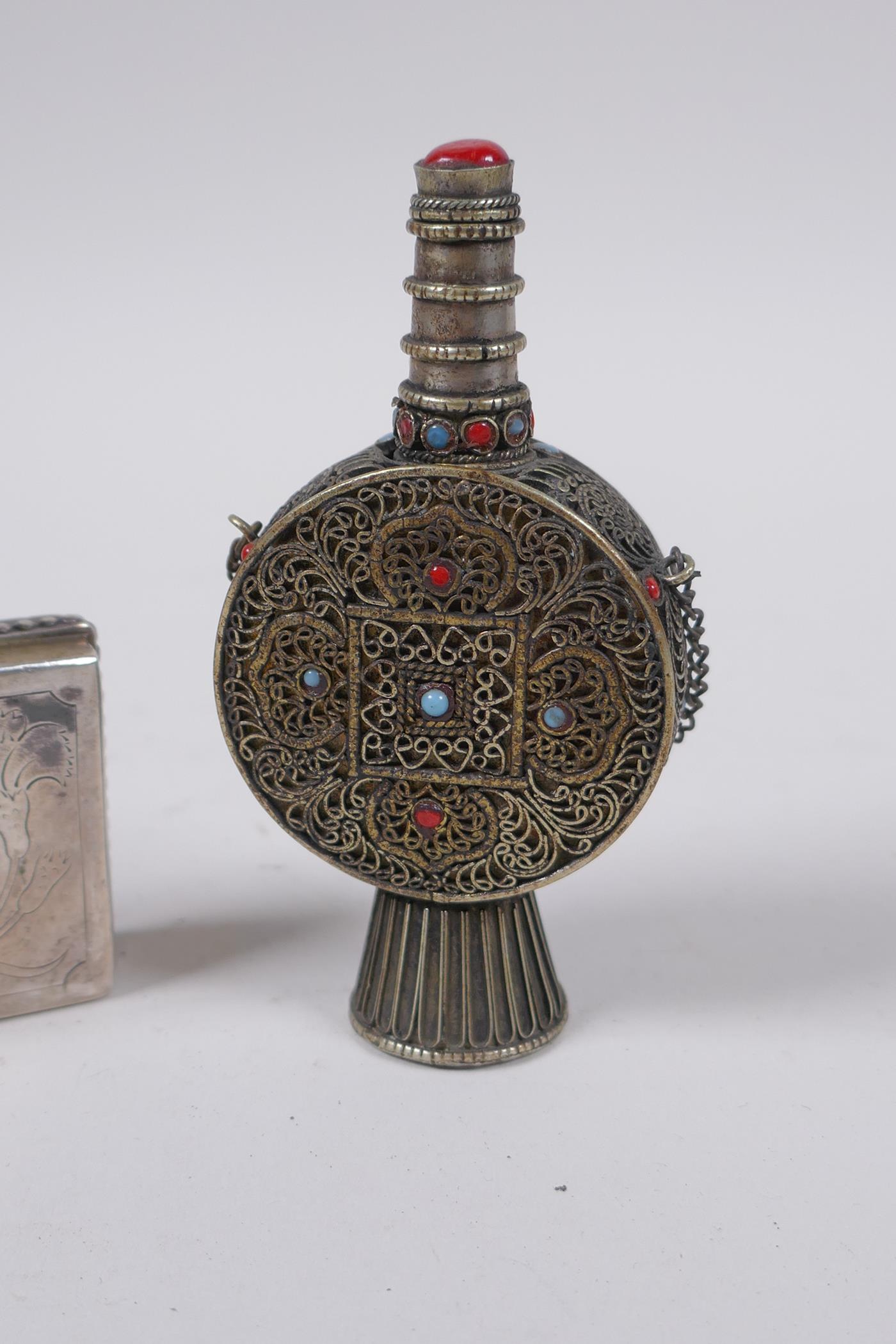 A Portuguese silver mounted glass scent bottle, and a white metal snuff bottle with filigree and - Image 3 of 6