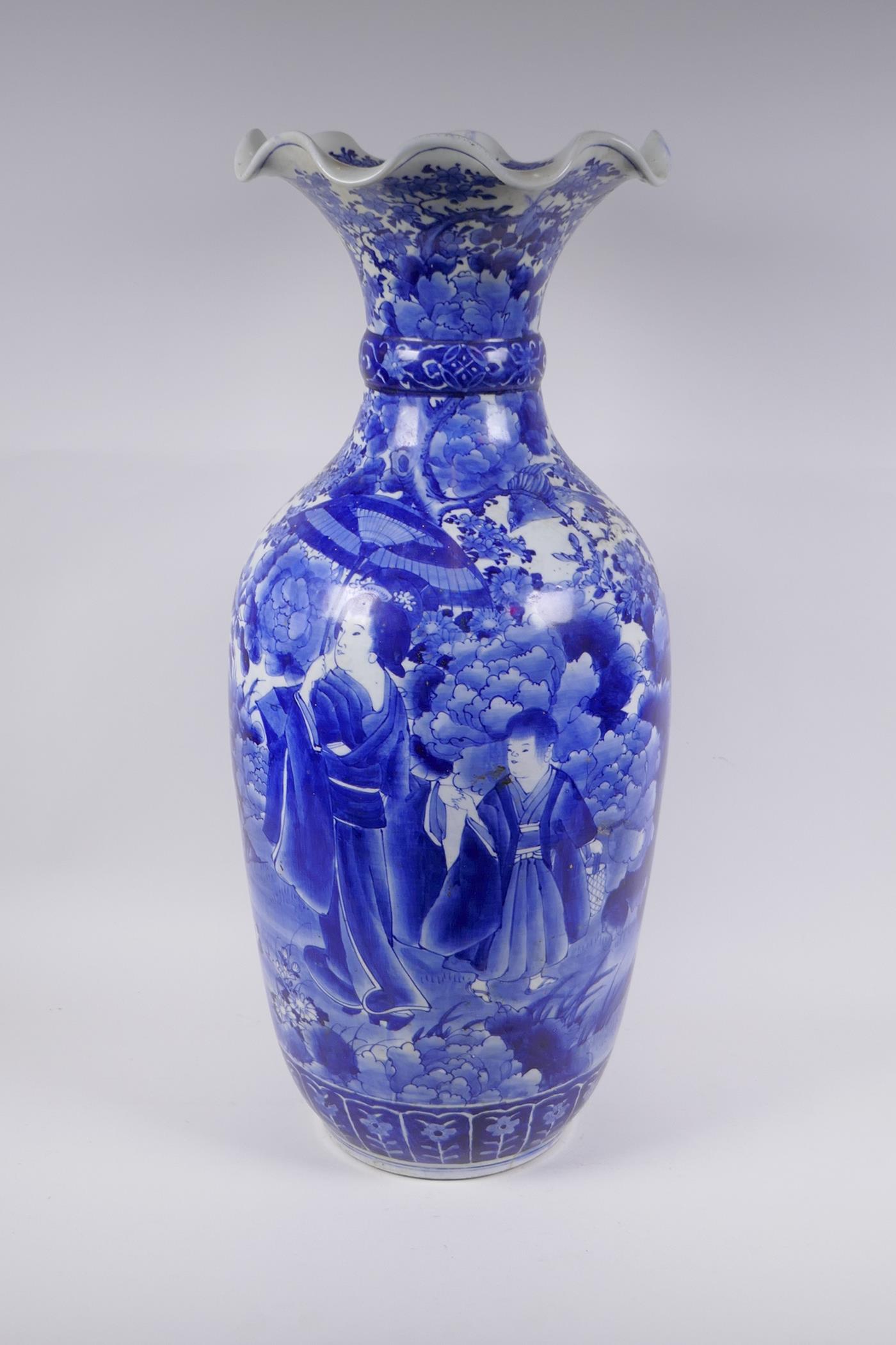 A Japanese Meiji period blue and white porcelain vase with a frilled rim, decorated with geisha - Image 3 of 7