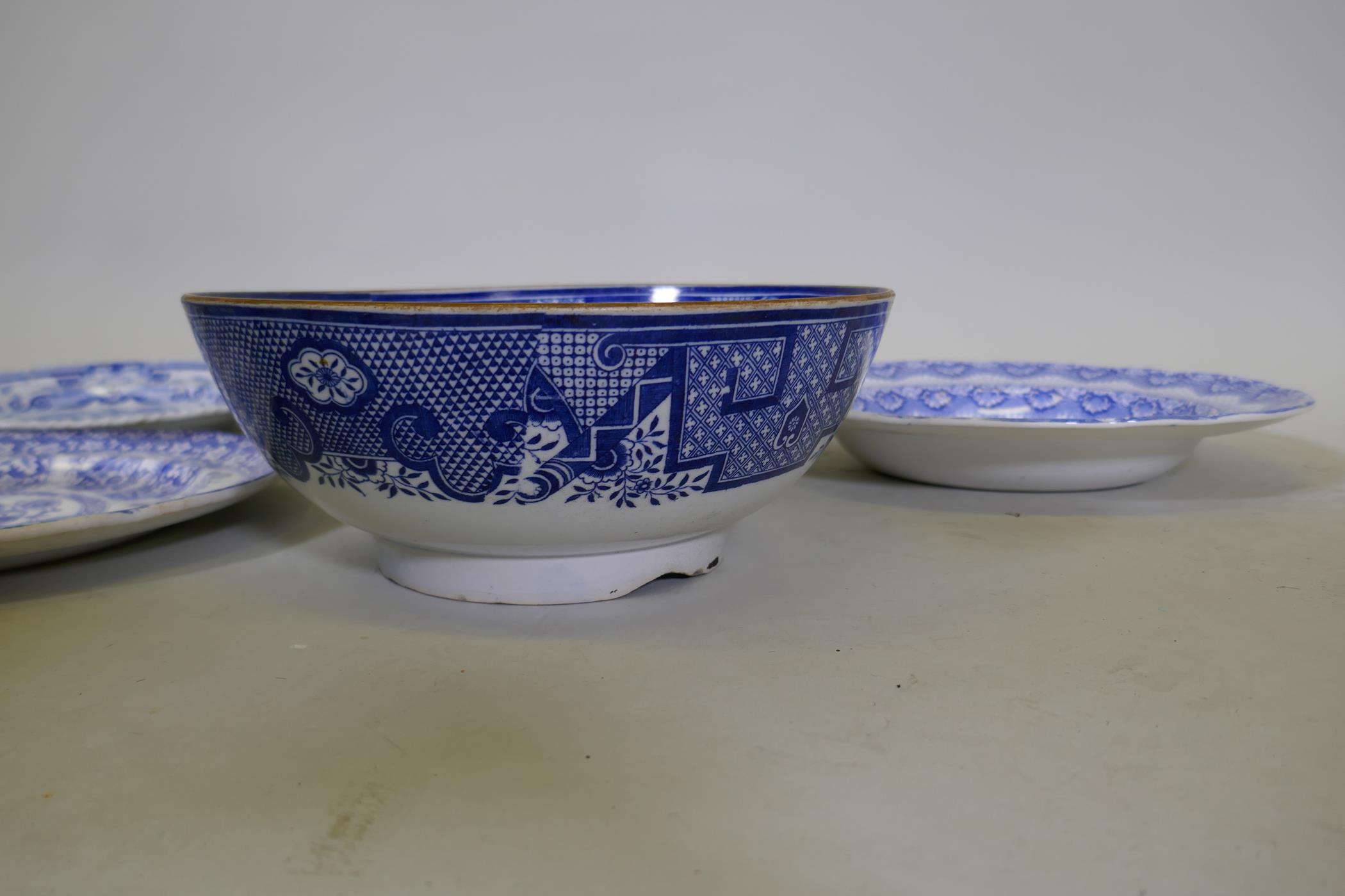 A pair of late Spode, Copeland and Garrett blue and white transfer decorated bowls, impressed New - Image 5 of 9
