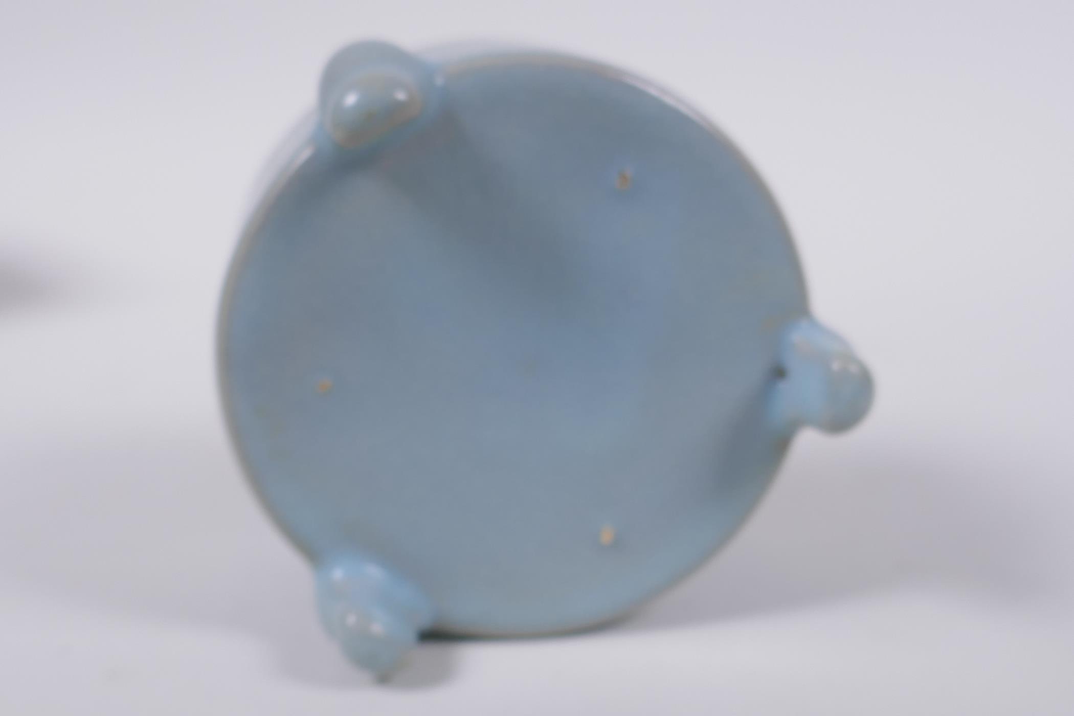 A Chinese Ru ware style porcelain cylinder censer on tripod supports, 10cm diameter - Image 3 of 3