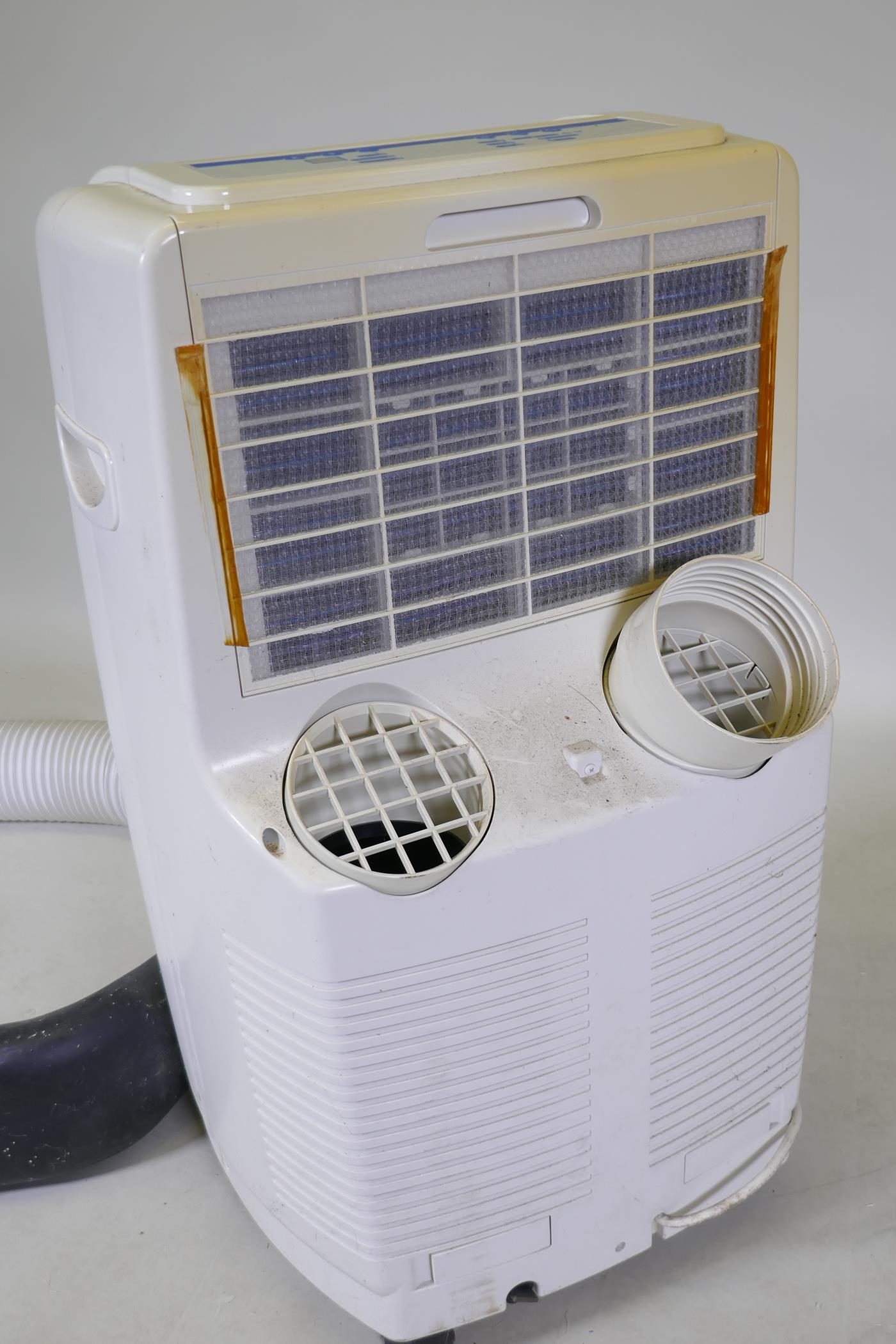 A Homebase H281631 air conditioner, de-humidifier, heater, for inside use, 85cm high - Image 3 of 4