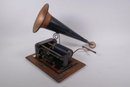 An antique Edison cylinder phonograph, 30 x 20cm