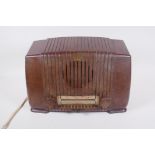 A 1930s G.E.C. bakelite radio, model No. BC 5246, 40 x 25cm