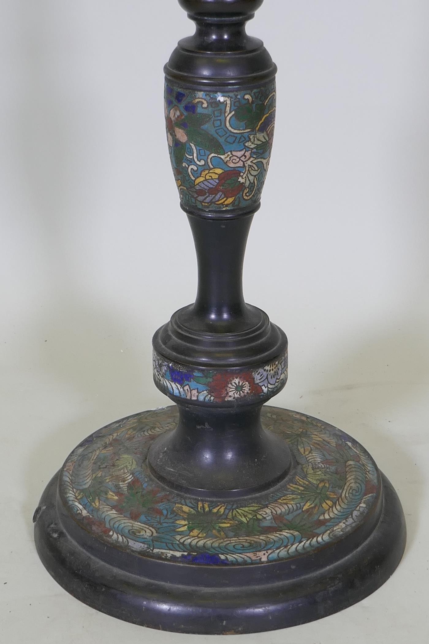 An oriental bronze and cloisonne floor lamp, 124cm high - Image 4 of 5