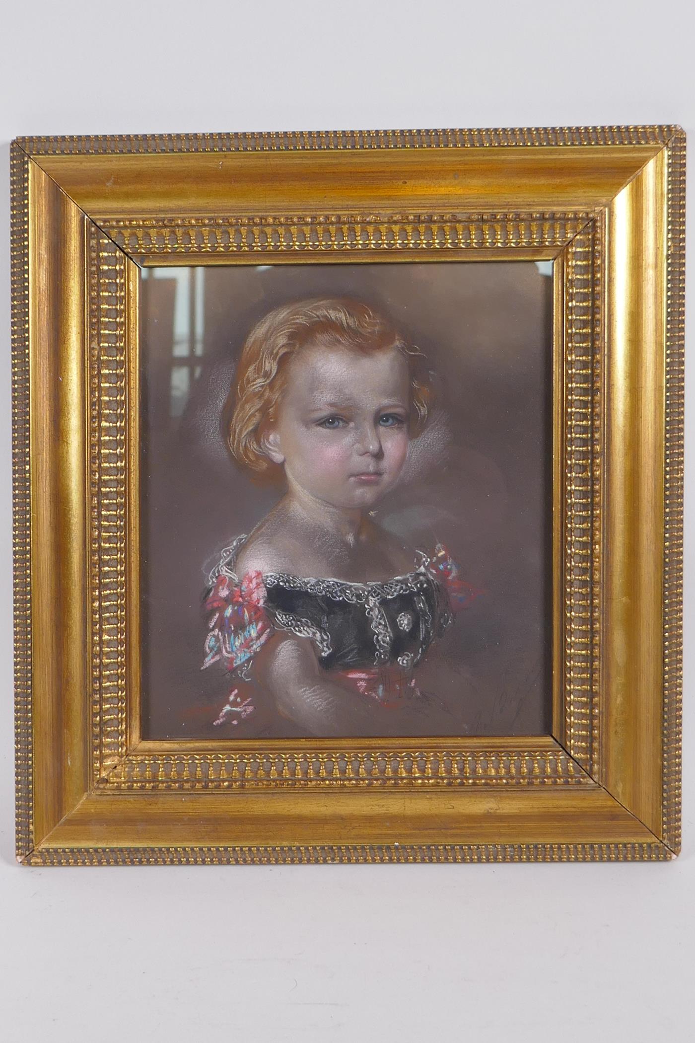 Portrait of a child, C19th coloured chalk drawing, 22 x 20cm - Image 2 of 3