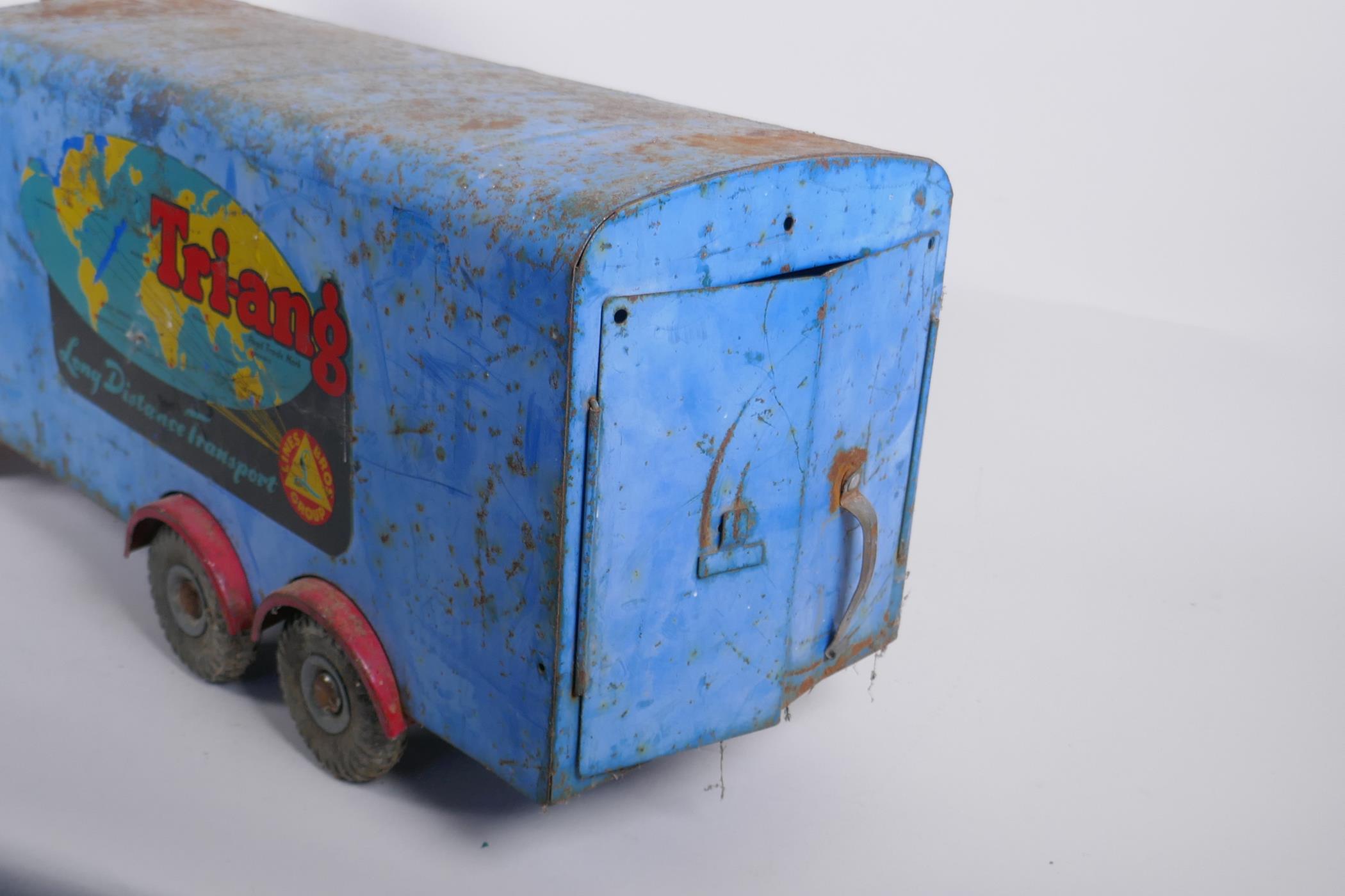 A vintage Triang toys tinplate 'long distance transport' lorry with a sit and steer option, 60cm - Image 3 of 4