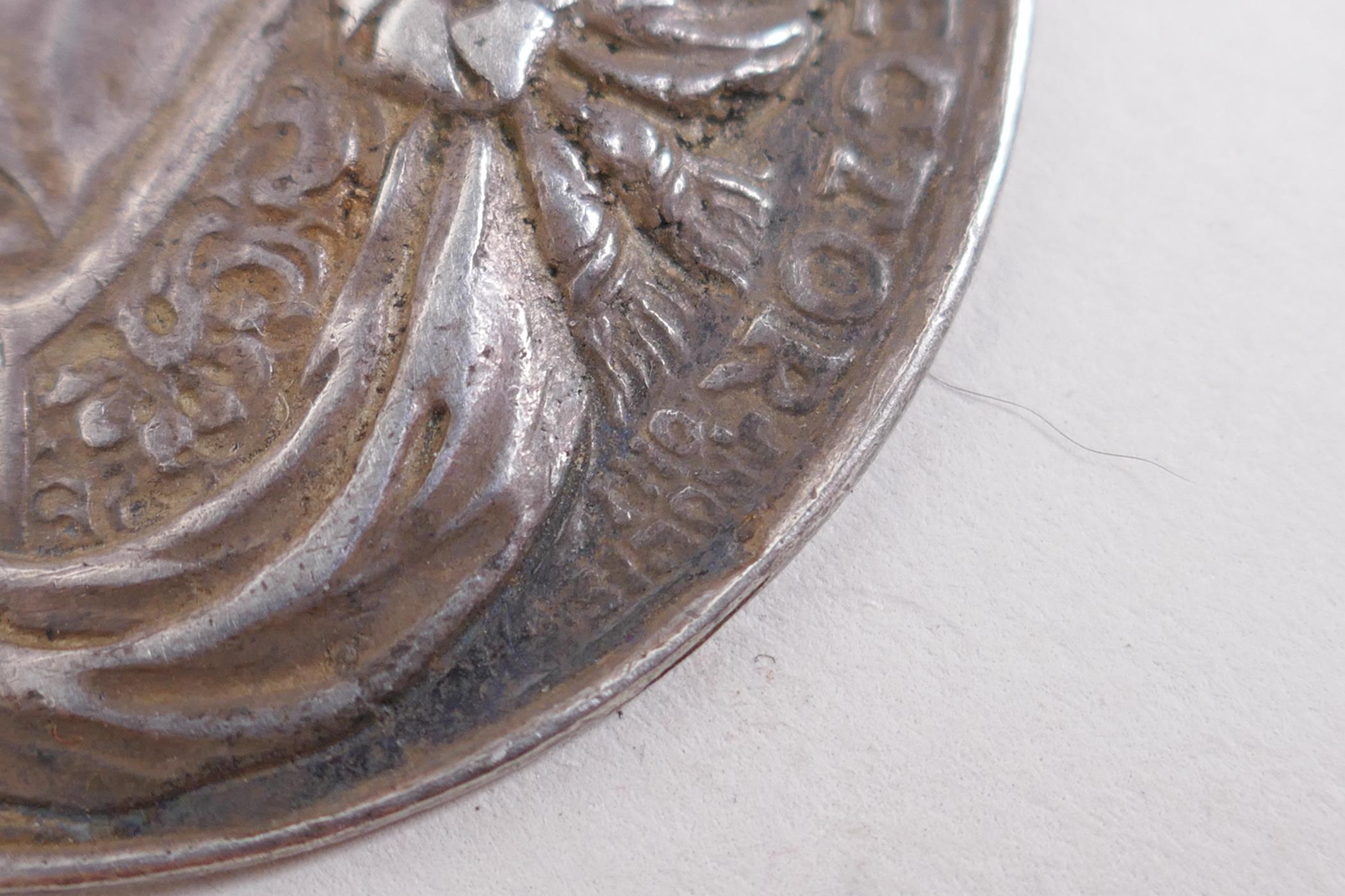 Oliver Cromwell, Lord Protector, cast silver medal, 1653, by Thomas Simon, armoured and draped - Image 3 of 4