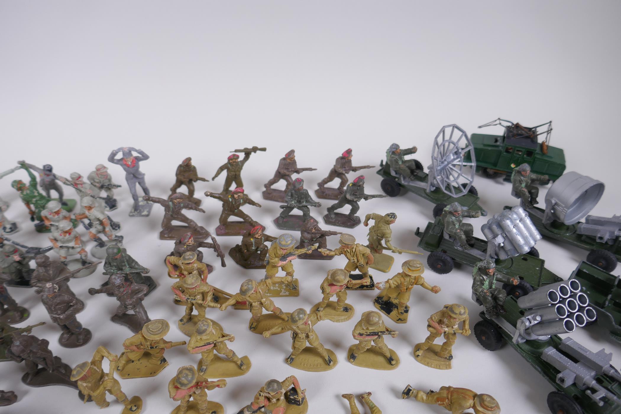 A large quantity of vintage plastic WWII toy soldiers, various makers including Timpo, Lone Star, - Image 8 of 9