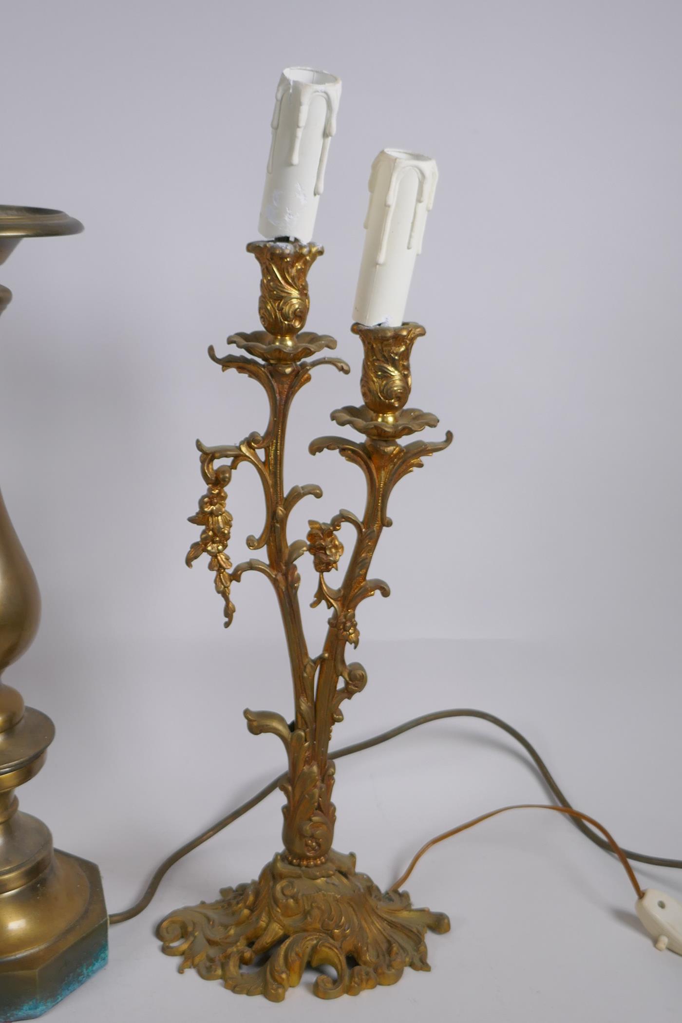 An ormolu fluted column table lamp, a gilt metal table lamp in the form of an urn, a gilt metal - Image 7 of 7