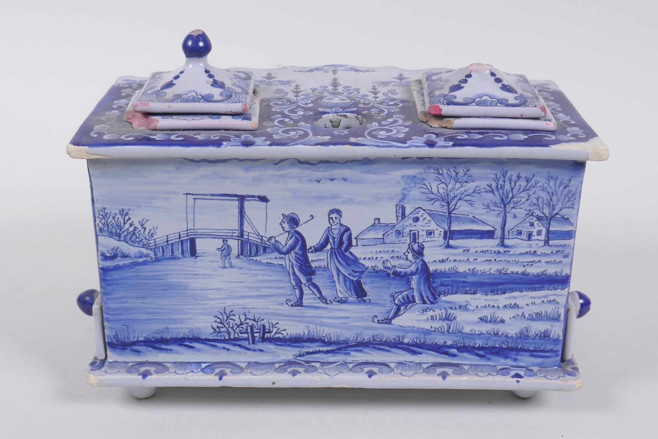 An C18th/C19th Delft blue and white desk stand with twin ink wells, marked Makkum to base, AF, 19 - Image 5 of 7