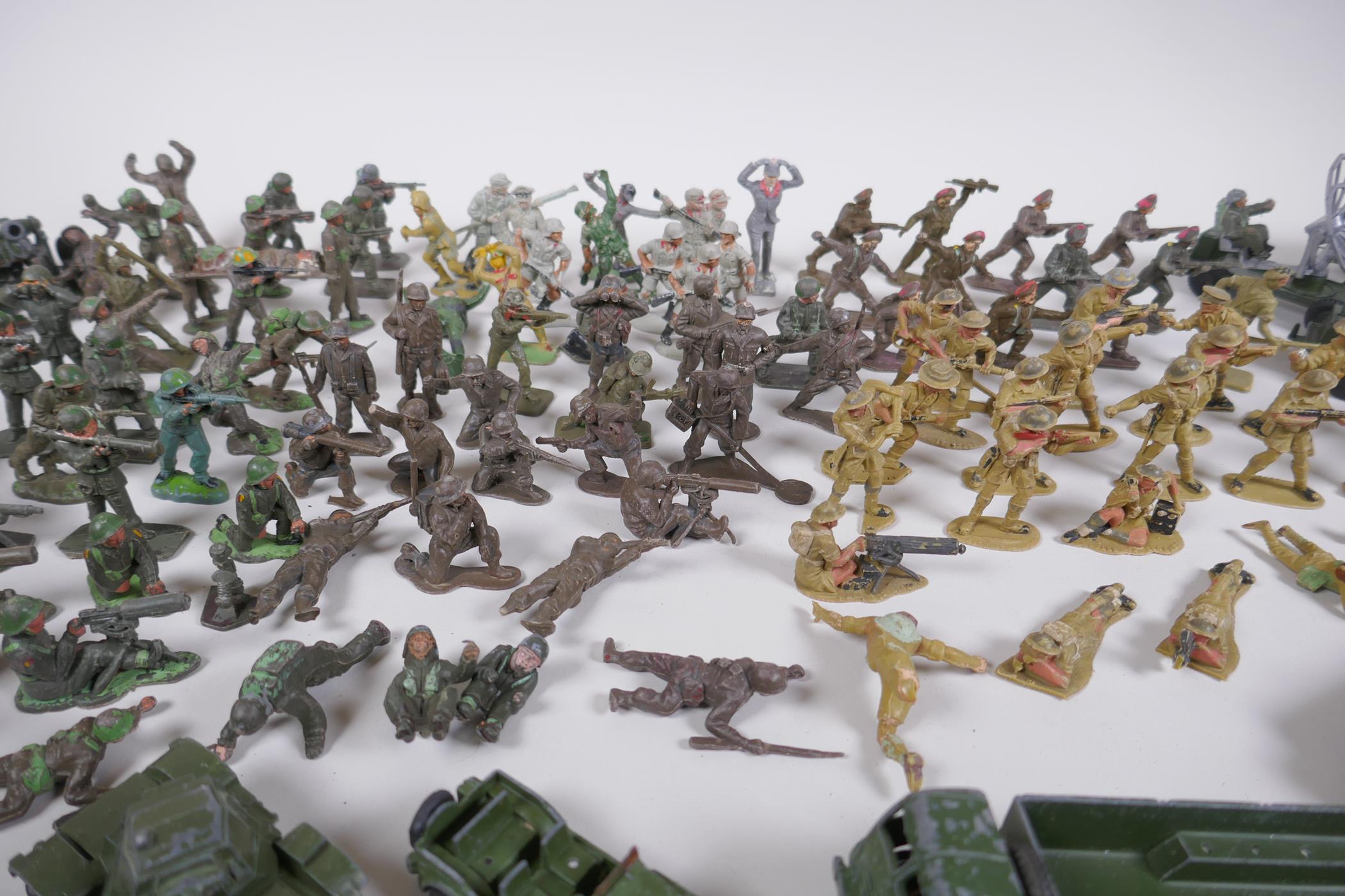 A large quantity of vintage plastic WWII toy soldiers, various makers including Timpo, Lone Star, - Image 9 of 9