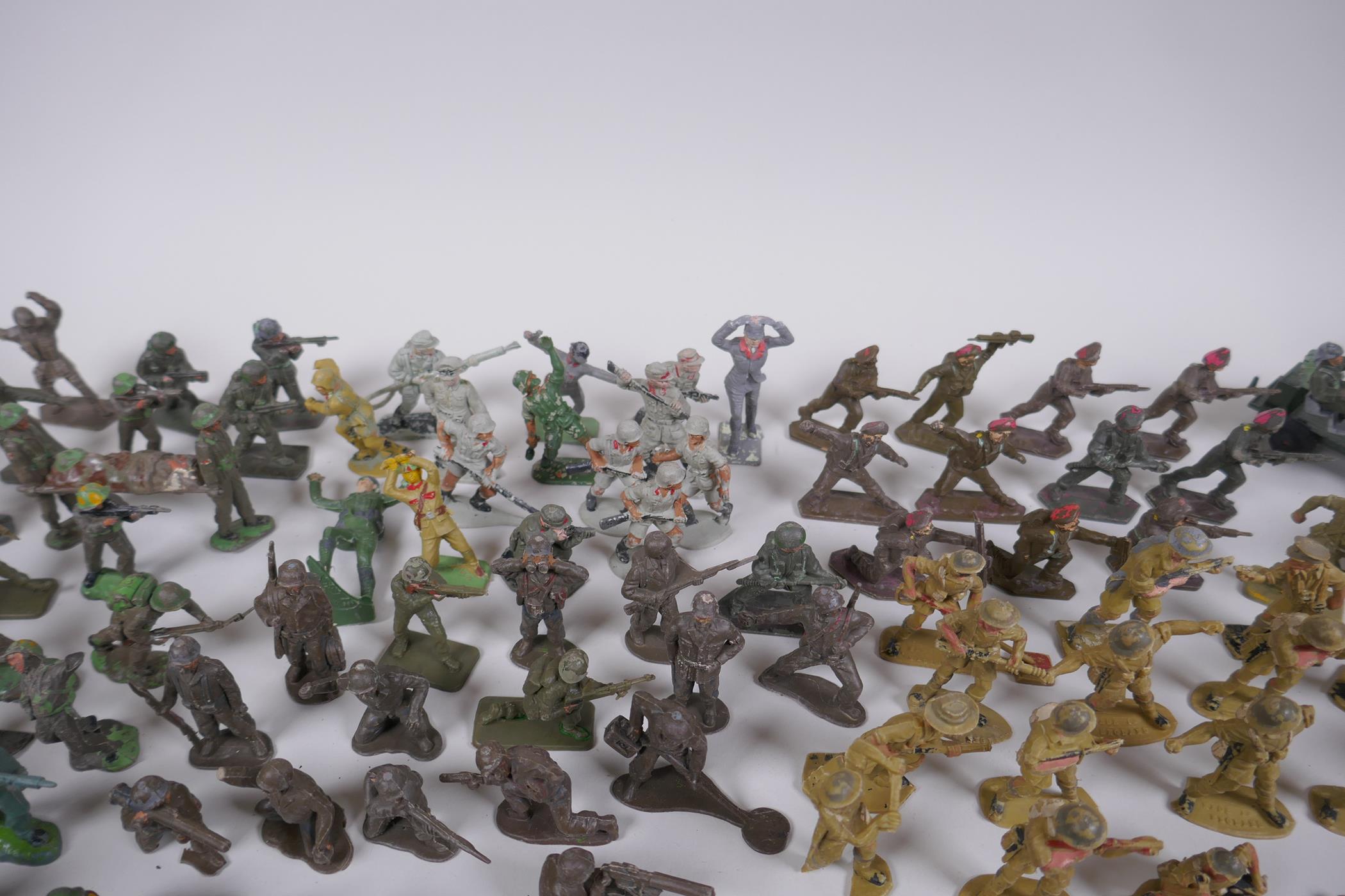 A large quantity of vintage plastic WWII toy soldiers, various makers including Timpo, Lone Star, - Image 7 of 9