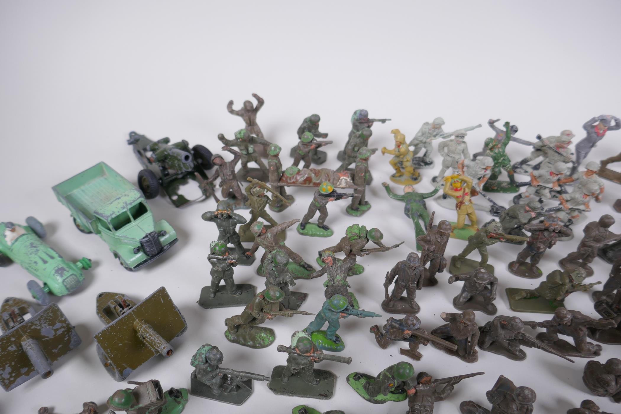 A large quantity of vintage plastic WWII toy soldiers, various makers including Timpo, Lone Star, - Image 6 of 9