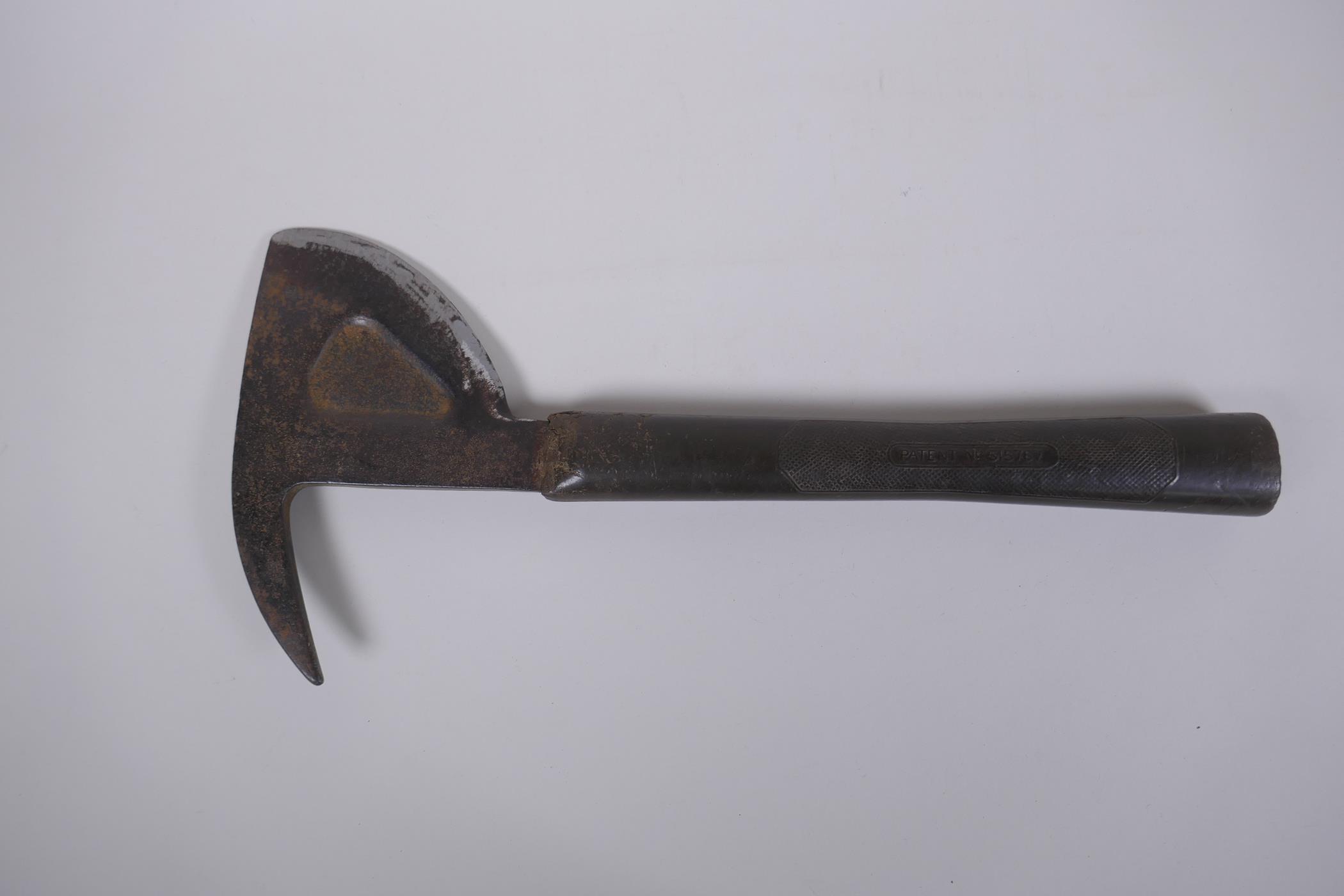 A British WWII RAF pilot's escape axe by Elwell, 1945, marked with the War Department arrow, - Image 6 of 6