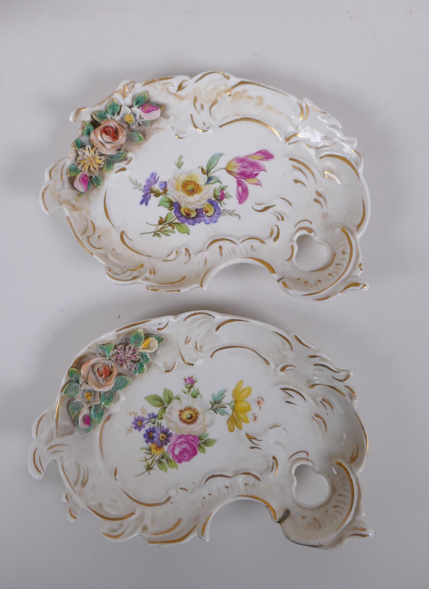 A collection of late C19th/early C20th Dresden porcelain, including a desk clock, trinket dishes, - Image 6 of 8