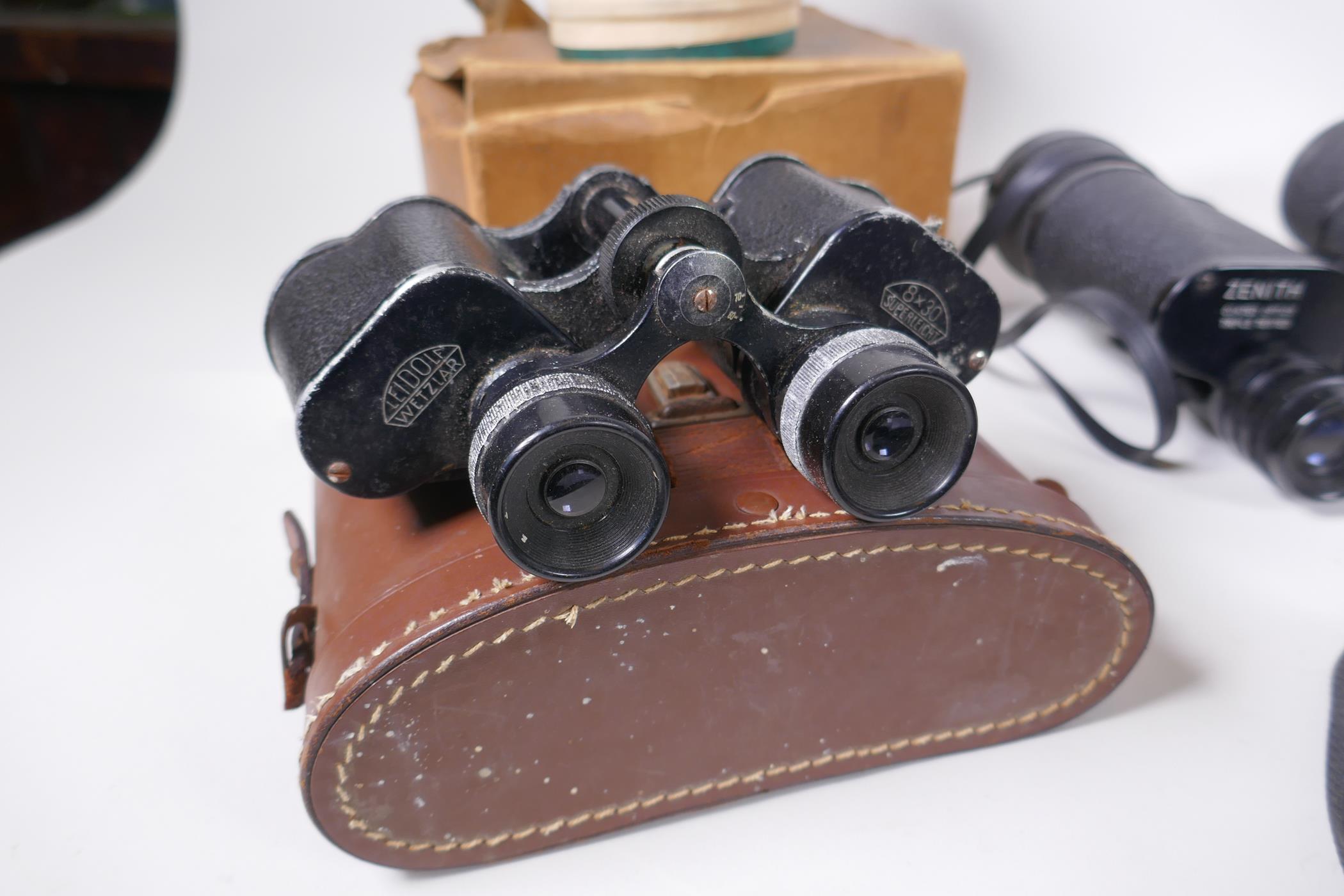 Three vintage medium format film cameras including two Voigtlander Brilliant Compur and Lubitel 2, a - Image 8 of 9