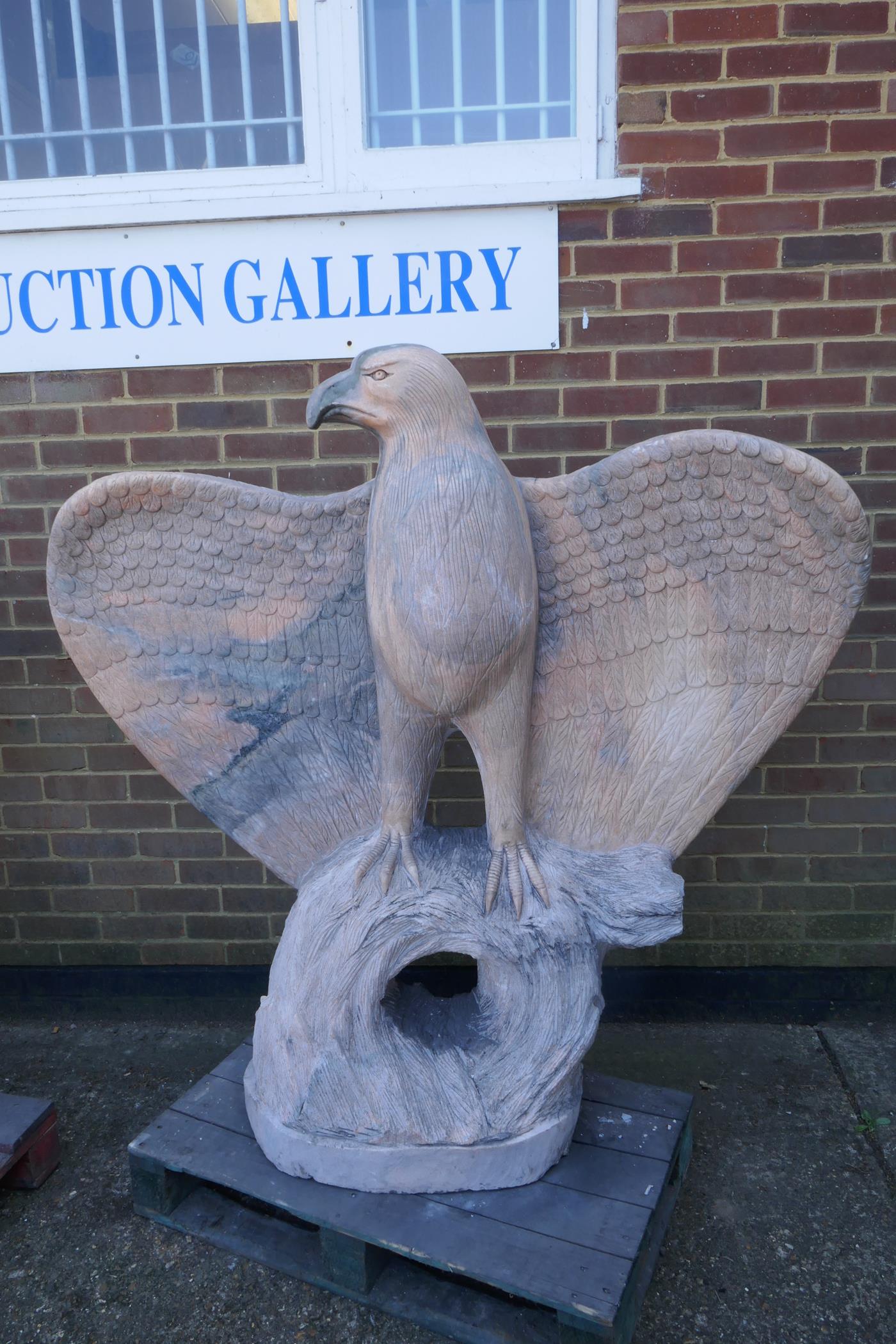 A pair of monumental carved marble eagles, 152cm high - Image 3 of 5