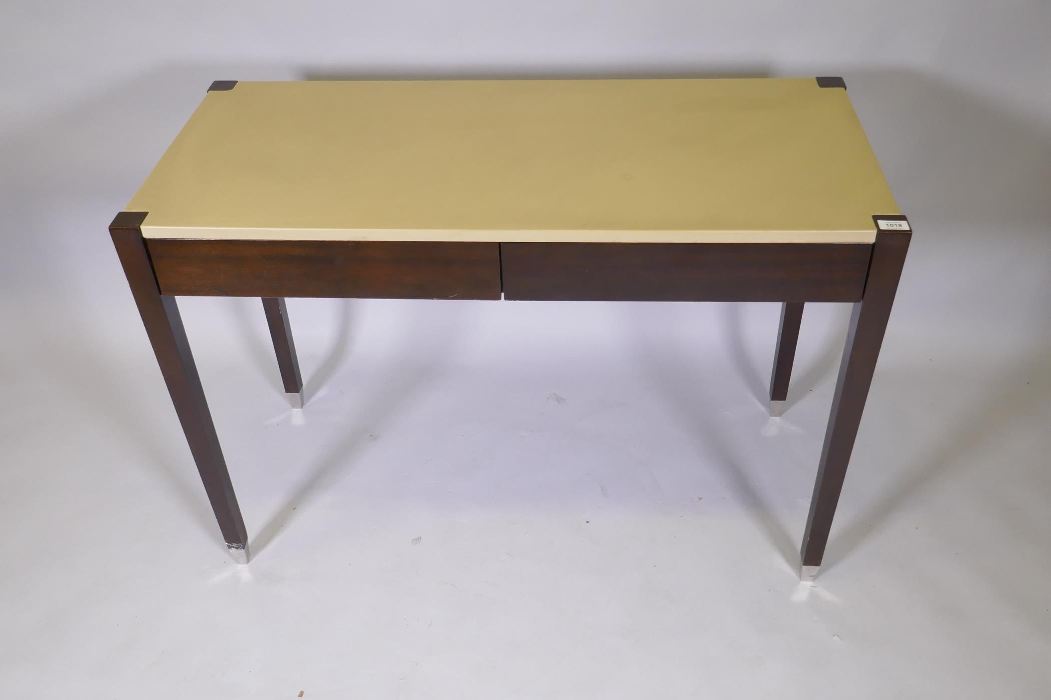 A contemporary hardwood two drawer writing table with faux shagreen top, 100 x 50 x 75cm - Image 3 of 3